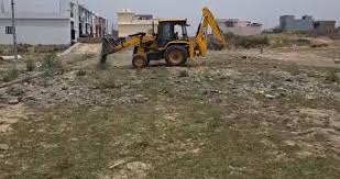 अवैध प्लॉटिंग पर एमडीडीए का सख्त एक्शन, मेहुवाला में 10 बीघा जमीन पर विकसित हो रही अवैध कॉलोनी ध्वस्त