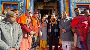 बाबा केदारनाथ के दर्शन को पहुंचे उद्योगपति गौतम अडानी