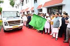 टनकपुर से कैलाश मानसरोवर यात्रा के प्रथम दल को मुख्यमंत्री ने हरी झंडी दिखाकर किया रवाना टनकपुर से कैलाश मानसरोवर यात्रा के प्रथम दल को मुख्यमंत्री ने हरी झंडी दिखाकर किया रवाना